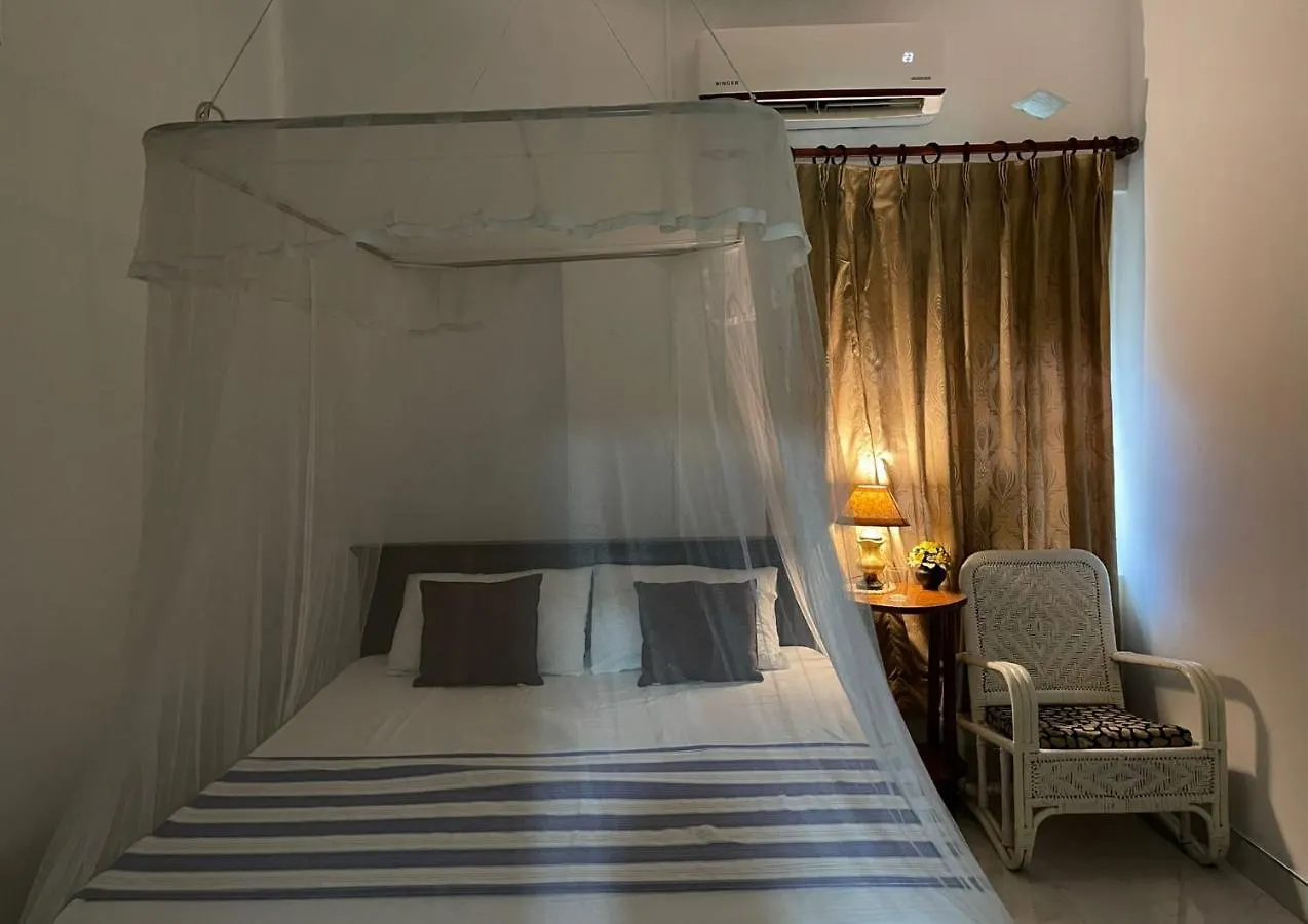 Number 01 By Taprobane Apartman Negombo