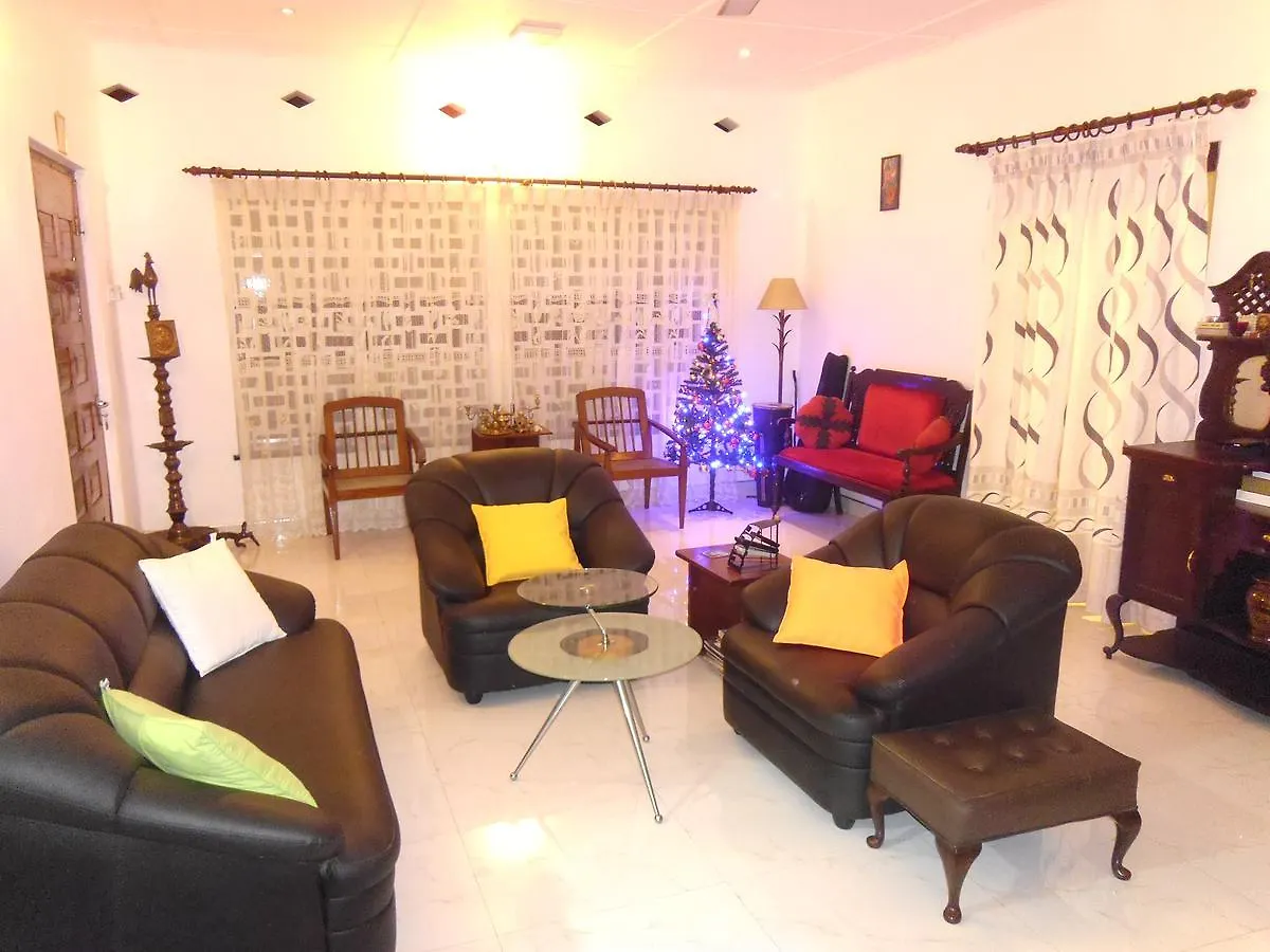 Number 01 By Taprobane Apartman Negombo Homestay szállás