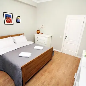 https://perfect-spacious-apartment.hotels-of-almaty.com