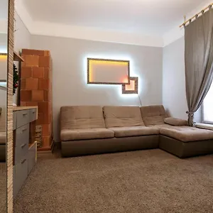 https://red-yellow-mini.hotelslviv.net
